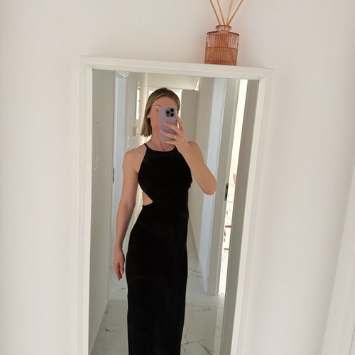 Maxi dress Nash black like new with open back