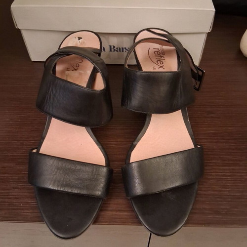 Leather sandals used, size 41, black