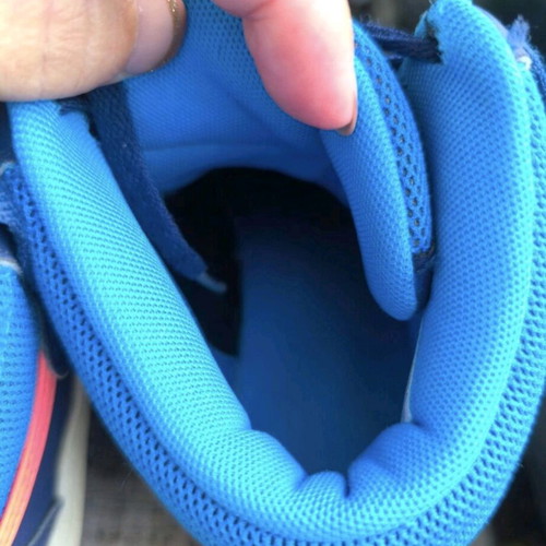 Adidas athletic shoes 36 ¾ used, blue