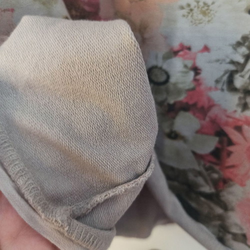 Slim hoodie with flowers in khaki shades one size