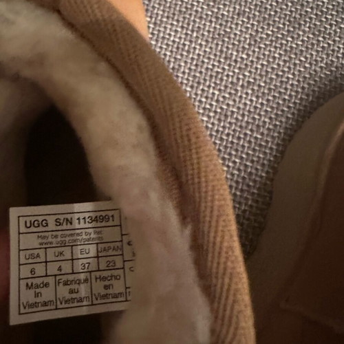 Mini Ugg platforms size 37 like new, brown