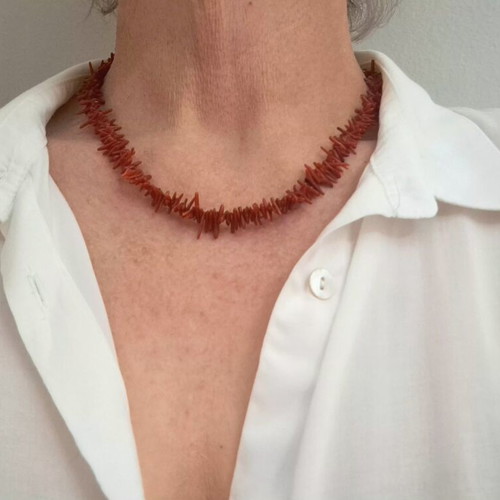 Vintage necklace with natural red coral and 925 silver clasp, like new