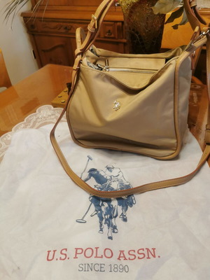 US Polo Assn. shoulder bag like new, beige with many pockets