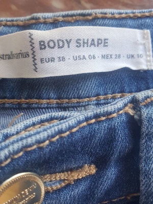 Stradivarius jeans new, size M 38, blue, elastic fabric