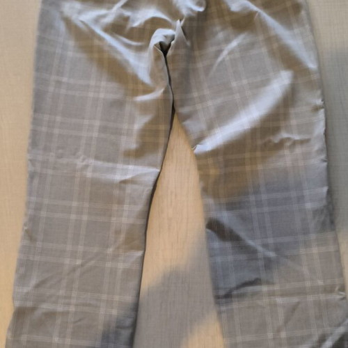 Women's fabric checkered pants Zara like new, grey with white stripe