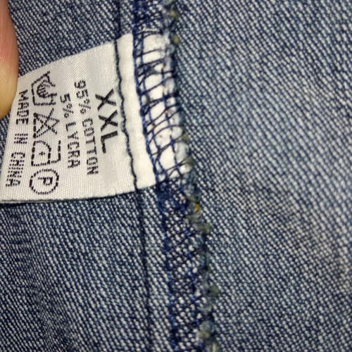 Jacket like new, size large-xl, silver buttons