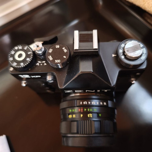 Zenit 12XP SLR camera like new with Helios-44M-4 58mm f/2 lens