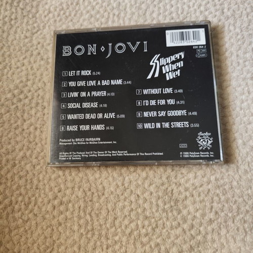 Bon Jovi Slippery When Wet CD like new, rock