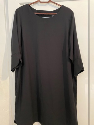 Φόρεμα M&S Collection μεταχειρισμένο, μαύρο, μέγεθος UK 22 / EU 50
