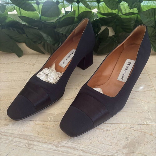 Kalogirou Black Pumps Size 38 New with Low Heel