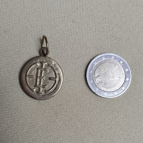 Collectible pendant coin from National Historical Museum like new
