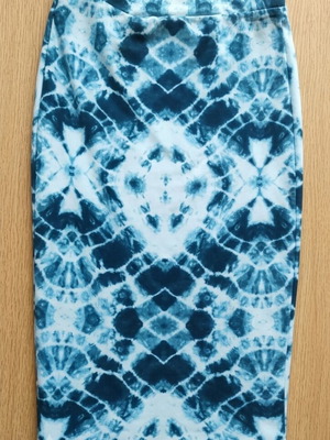 Midi skirt tie-dye batik pattern size M brand new