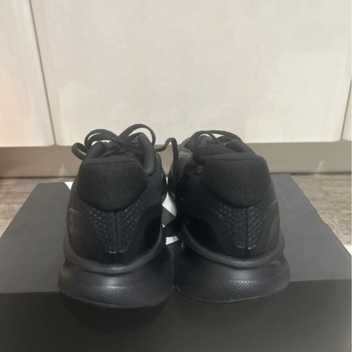 Adidas Runfalcon 5 athletic shoes new, size 39, black