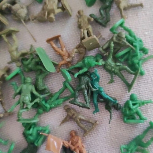 Soldier figures, approx. 120, 2 cm height