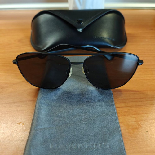 Hawkers Aviator sunglasses black like new