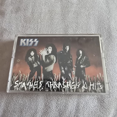 Kiss Smashes, Thrashes & Hits cassette used, rock
