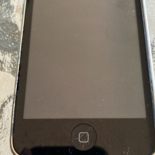 iPod Touch 2 used with original power cable