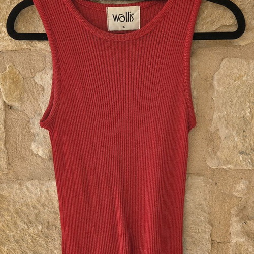 Wallis Red Ribbed Knit Sleeveless Tank Top like new