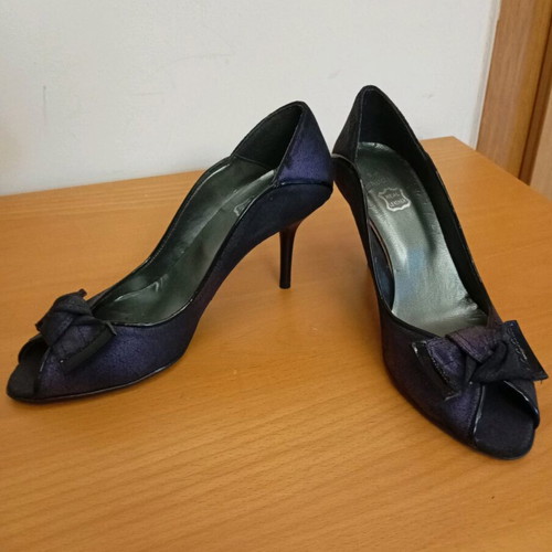 Purple bow pumps new, size 38, genuine leather