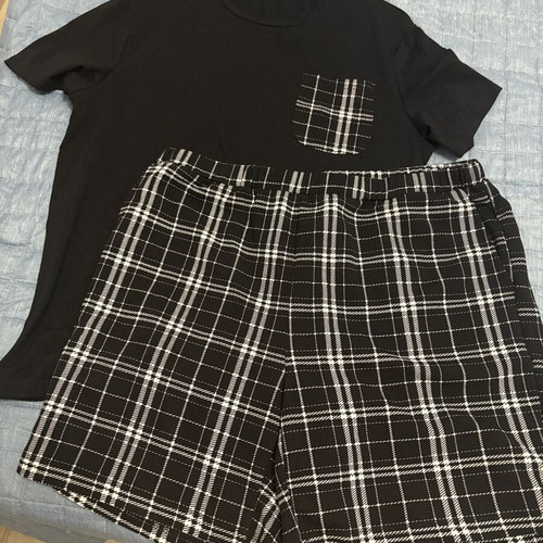 SHEIN men's set XL: black T-shirt with checked pocket & checked shorts