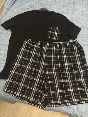 SHEIN men's set XL: black T-shirt with checked pocket & checked shorts