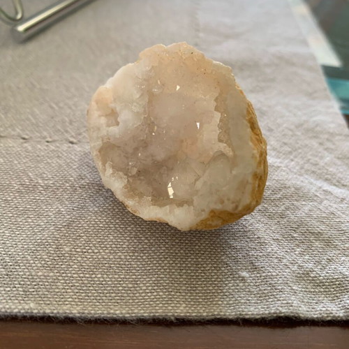 Geode with shiny white crystals, small 5 x 3.5 cm