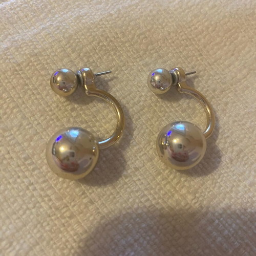 Fake hanging earrings used, gold color, lightweight