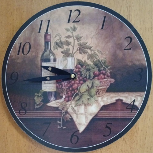 Wall clock Wine theme analog like new