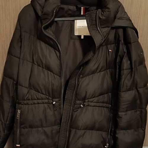 Tommy Hilfiger quilted jacket women's size L like new, black