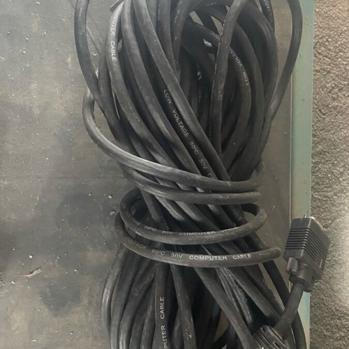 Screen connection cable like new, approximately 20m length