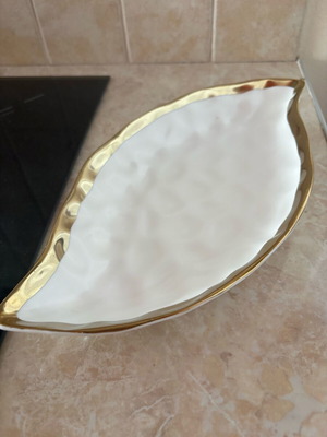 Inart porcelain platter, 61 cm, gold rim, almond shape