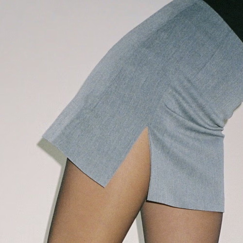 Mindyourstyle gray skirt with side slit like new, size XS