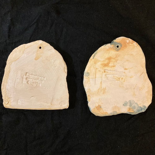 Decorative ceramic wall or table pieces like new, set of 2