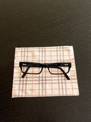 Black glasses frame with mechanism, 26x50mm lenses