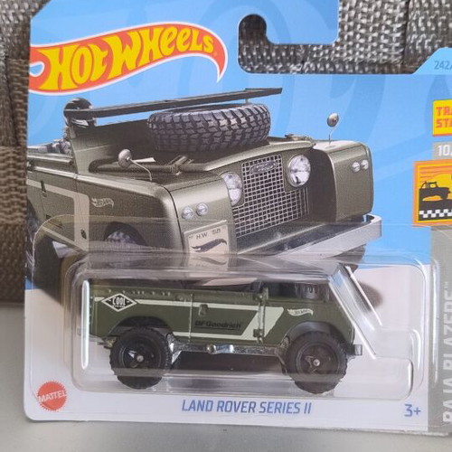 Hot Wheels Land Rover Series II new in box