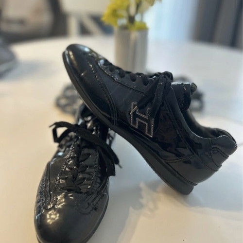 Hogan women's patent leather shoes black size 36 1/2 like new
