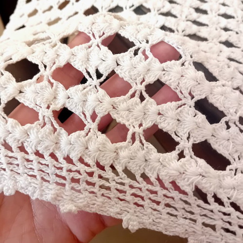 Crochet table linens set of 3, like new, ecru cotton yarn