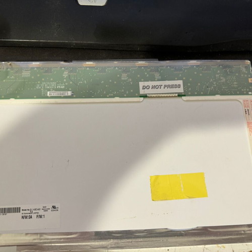 Laptop screen AUO B140EW01 V0 CCFL LCD 30 PIN 14.0" used