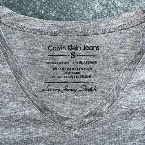 Calvin Klein Jeans T-shirt Size S Grey like new