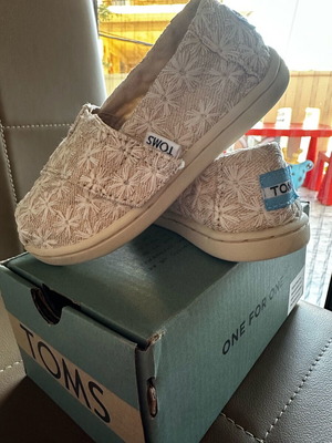 Toms εσπαντρίγιες Νο23,5