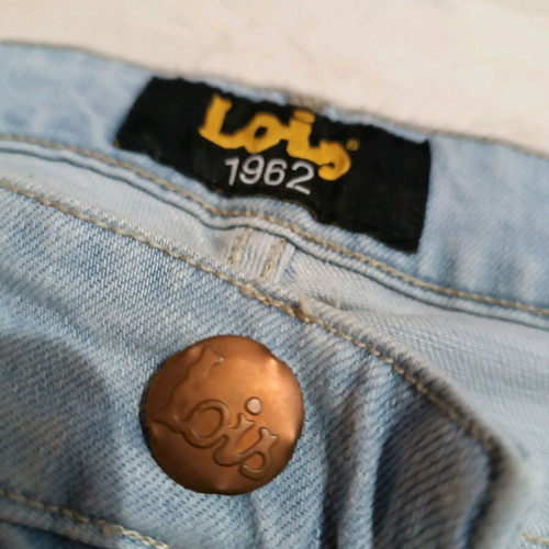 Lois pants waist 31/32 like new