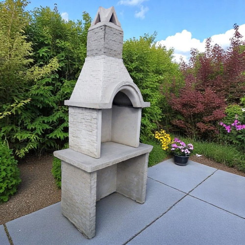 Emily Concrete Garden Barbecue new, unpainted