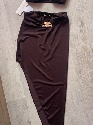 Set brown new, XS fits S-M, made in Italy