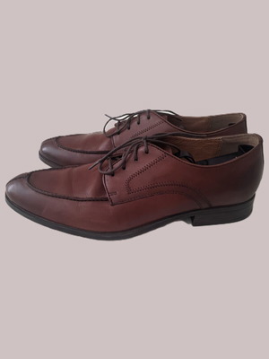 Derby men's shoes split toe brown size 43 like new