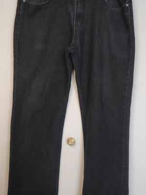 Men's classic black gray jeans size Large used