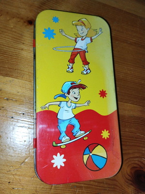 Nounou pencil case like new with minor wear