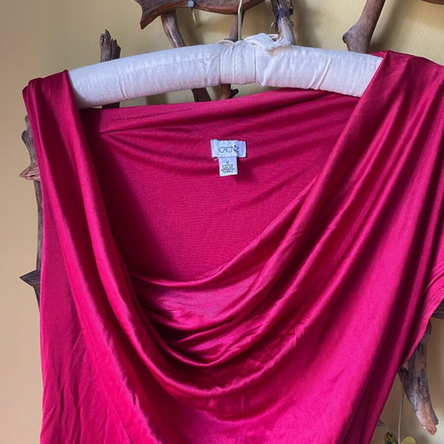 Draped asymmetrical dress like new, size S, ruby color