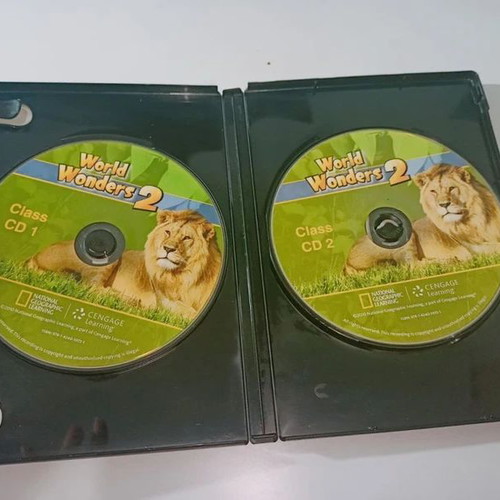 World Wonders 2 Teacher's Resources set like new, English
