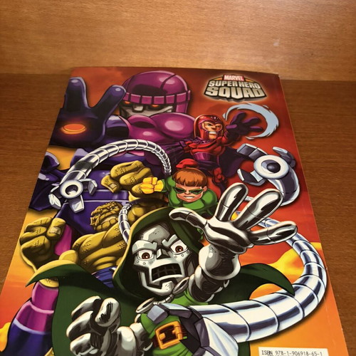 Marvel Superhero Squad Pedigree sticker album