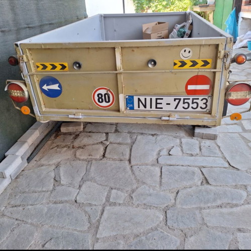 Trailer like new, dimensions 2.00×1.02×0.40 meters